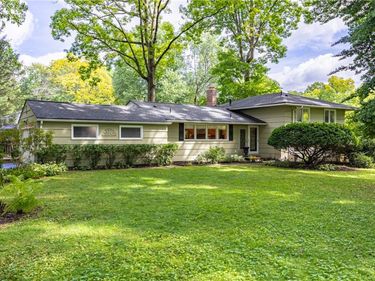 20 Kimberly Road, Pittsford, NY 14534