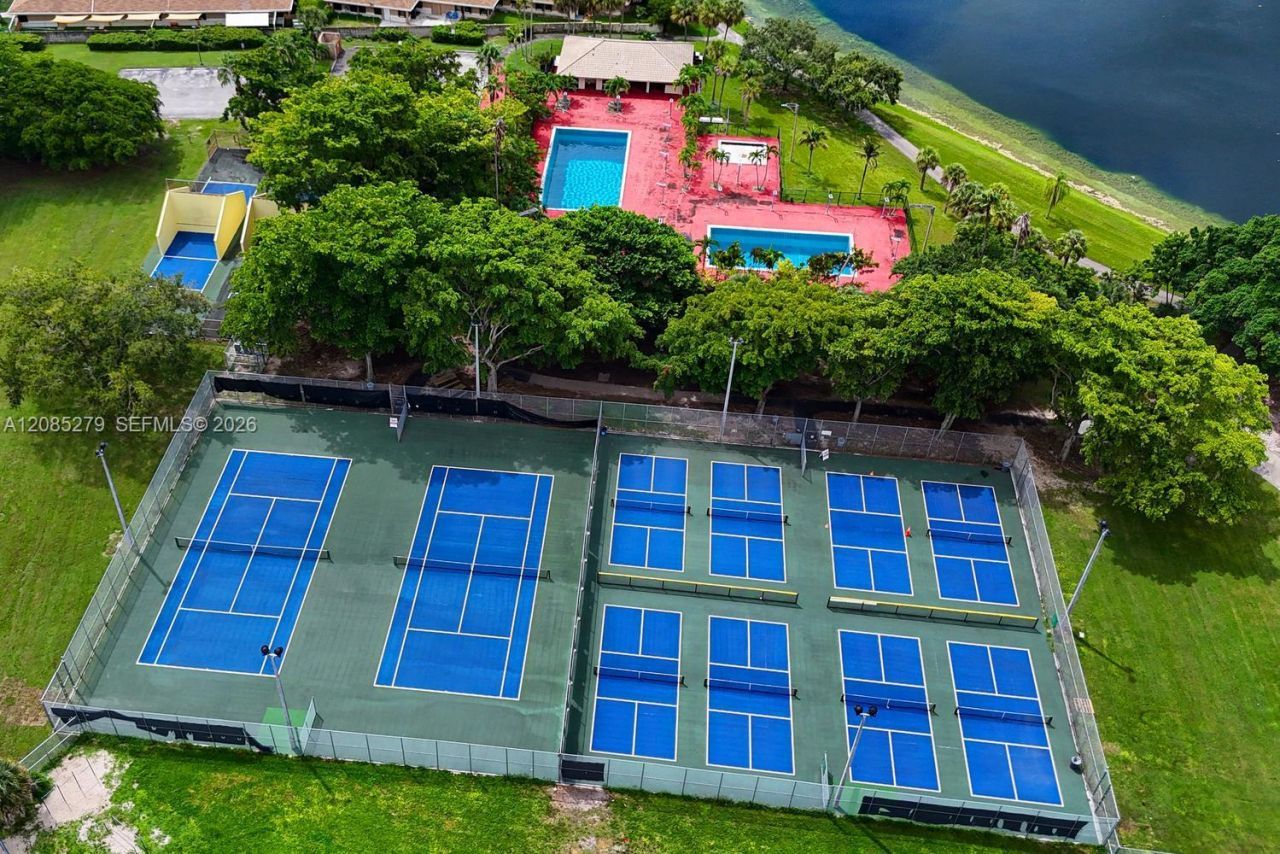 8808 SW 150th Place Cir, Miami, FL 33196 Photo