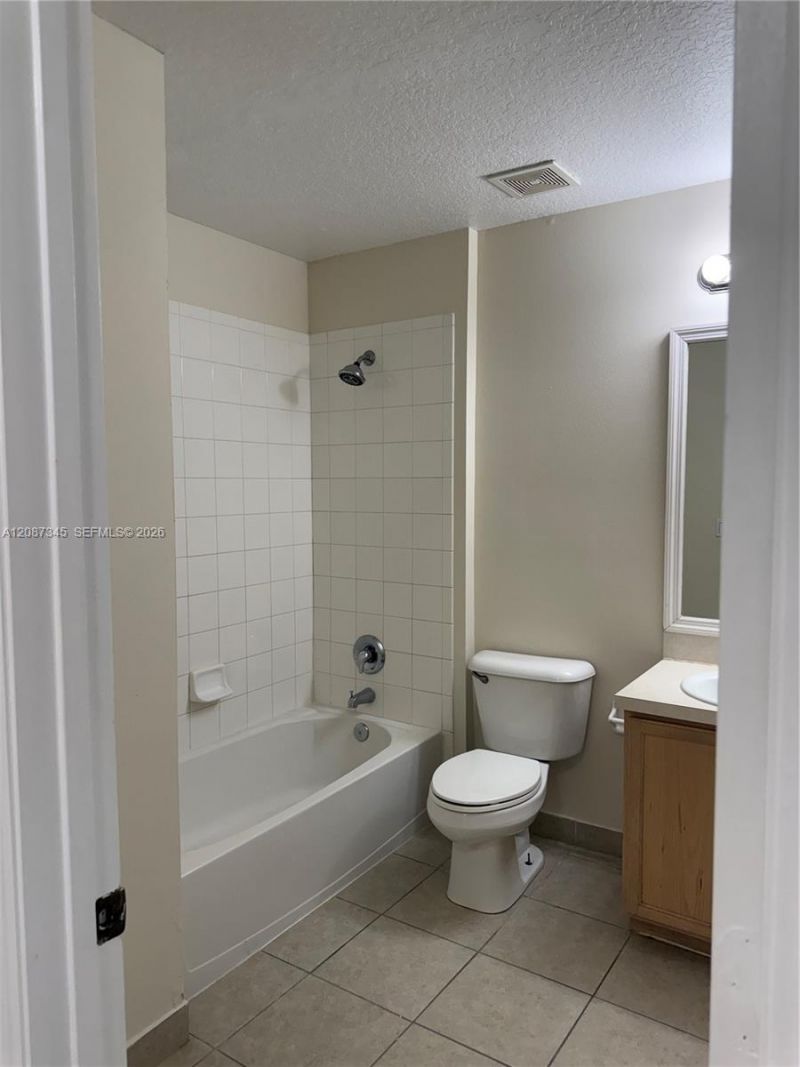 4550 SE Graham Dr, Stuart, FL 34997 Photo
