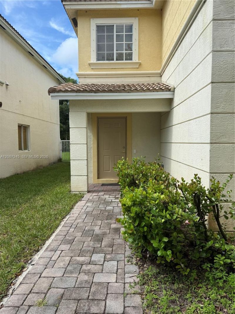 4550 SE Graham Dr, Stuart, FL 34997 Photo