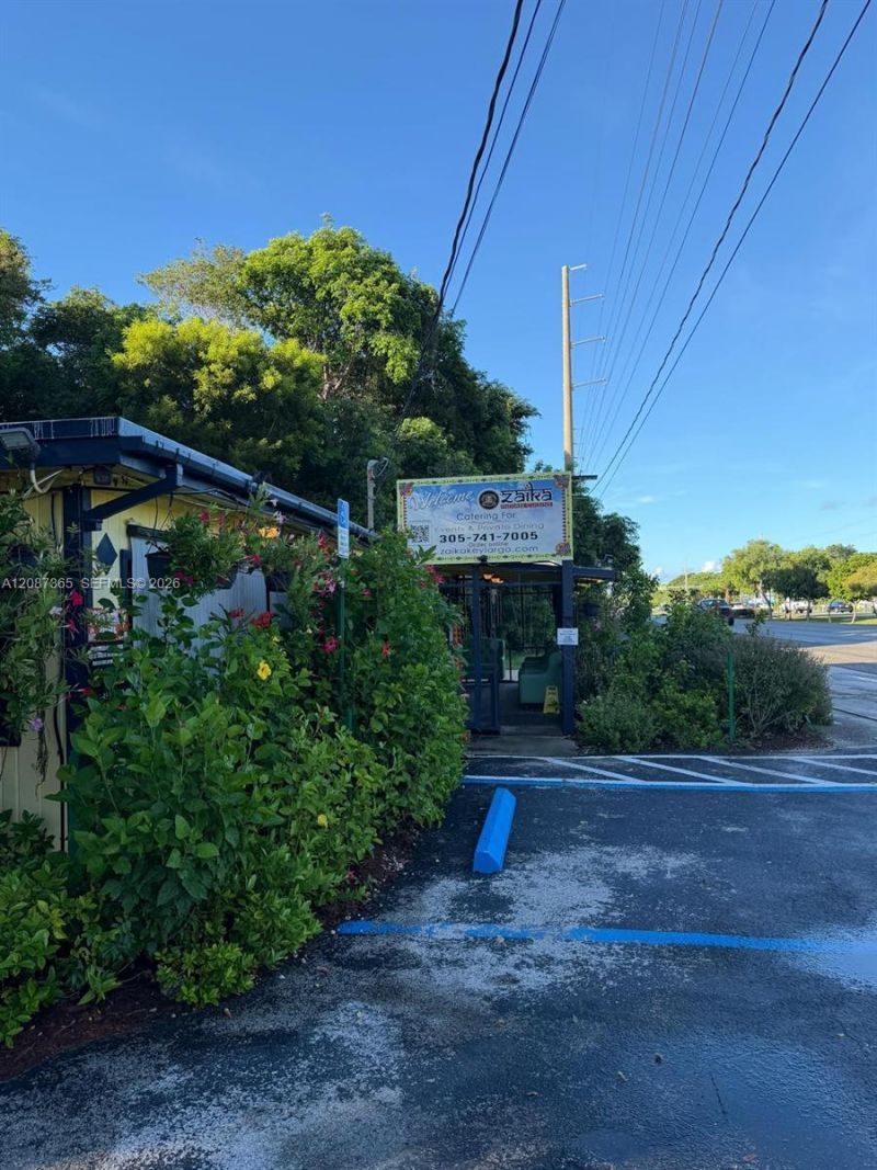 105045 Overseas Hwy, Key Largo, FL 33037 Photo