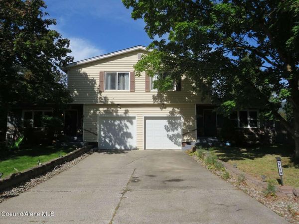 1717 E Davis AVE, Coeur d'Alene, ID 83815