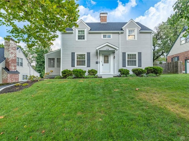 104 Acacia Drive, Oakwood, OH 45409 Photo 1