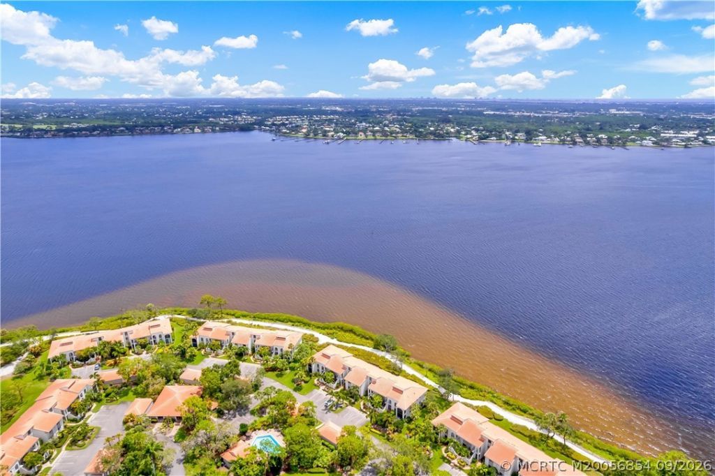 2560 NW Seagrass Drive , Unit 6B, Palm City, FL 34990 Photo