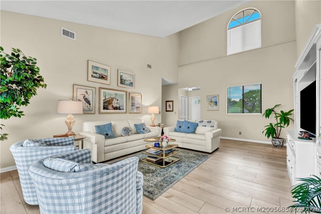 2560 NW Seagrass Drive , Unit 6B, Palm City, FL 34990 Photo