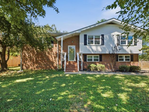 97 Edgewood Circle, Fort Oglethorpe, GA 30742
