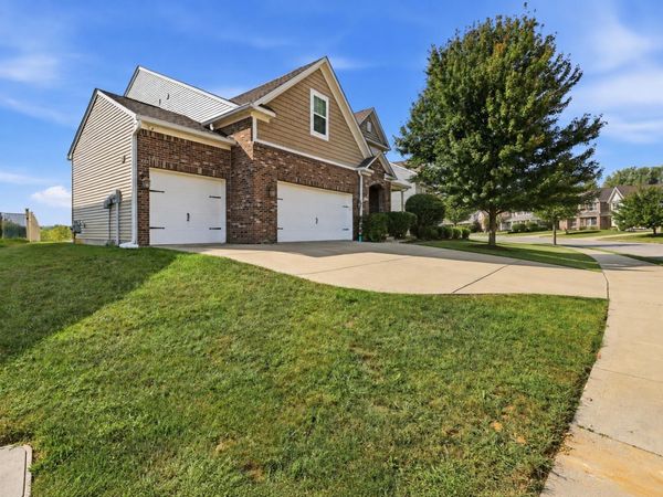 5391 W Stonewood Drive, Bloomington, IN 47403