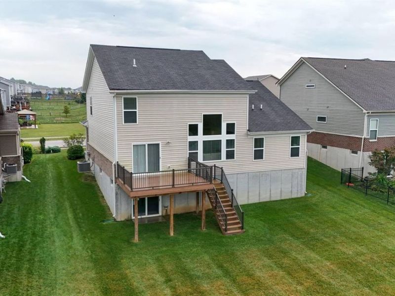 5096 Magellan Way, Franklin, OH 45005 Photo 2