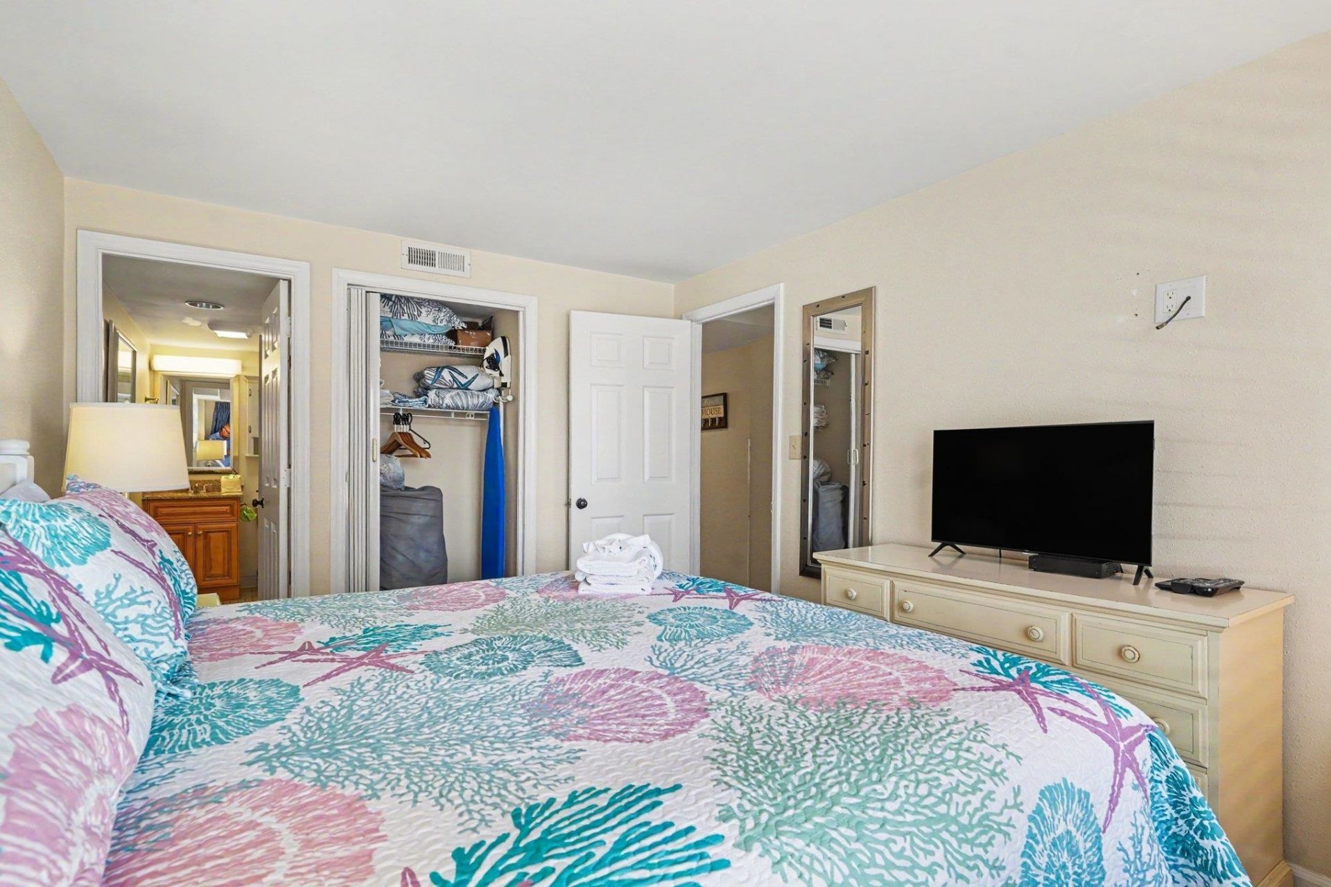 5511 N Ocean Blvd. Photo 14