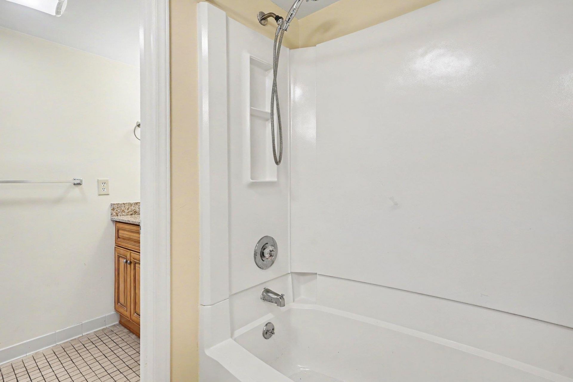 5511 N Ocean Blvd. Photo 17