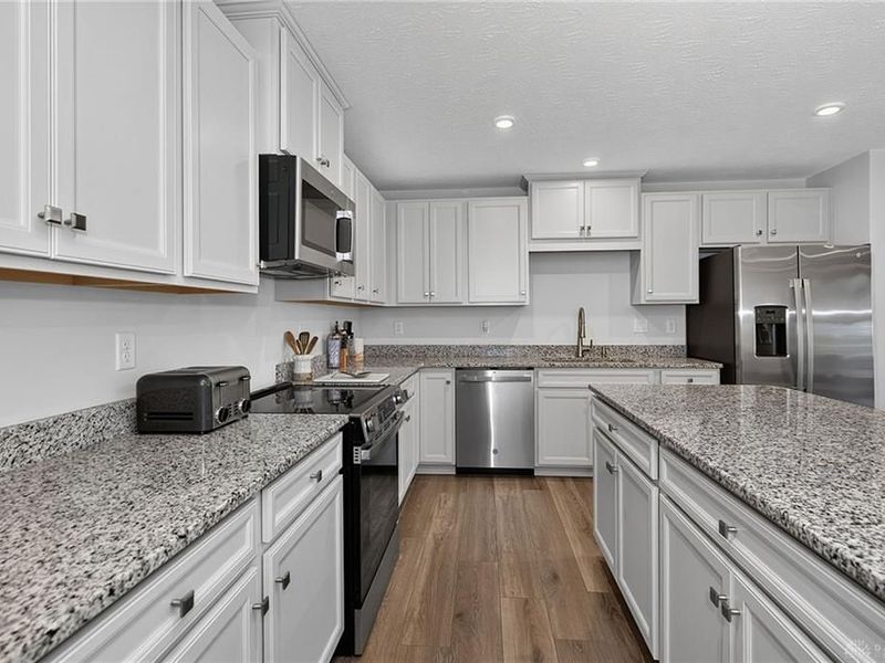 3205 Travertine Court, Hamilton, OH 45011 Photo 9