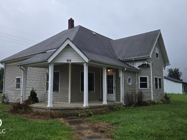 201 W Washington Street, Roachdale, IN 46172
