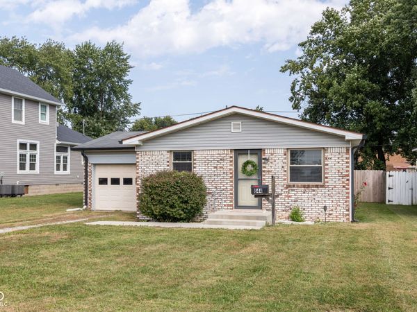 644 South Street , Noblesville, IN 46060