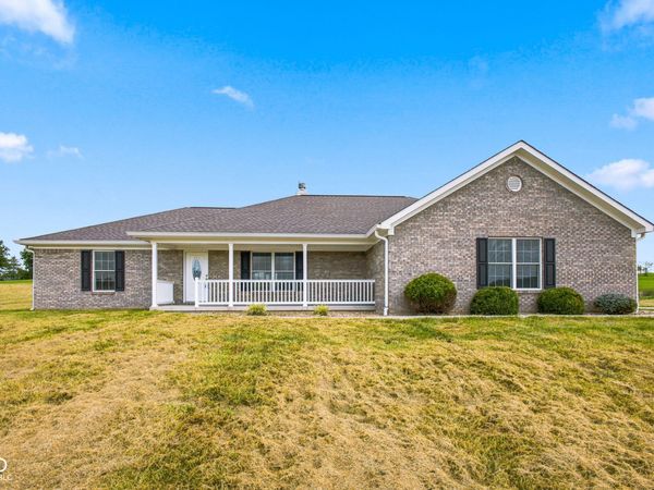 5854 E County Road 1000 N, Seymour, IN 47274