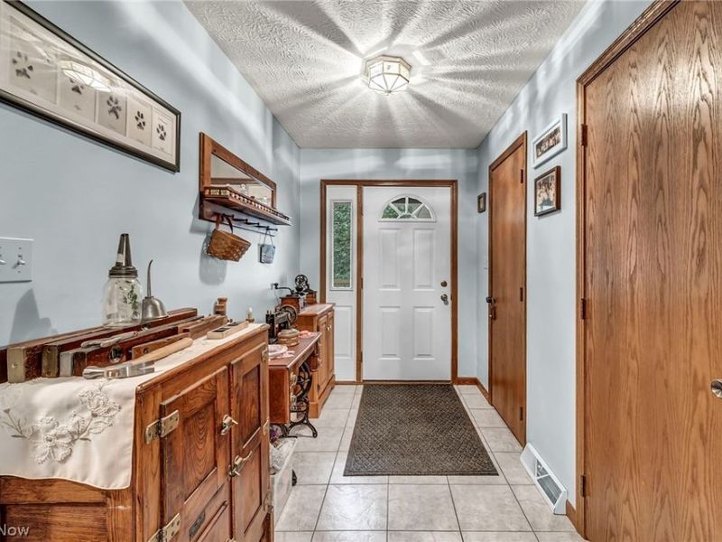 1431 Minosa Lane, West Salem, OH 44287 Photo 8
