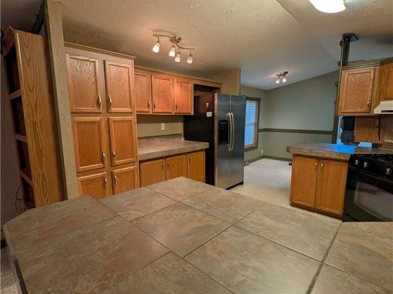 316 Britton Drive, Geneva, OH 44041 Photo 13