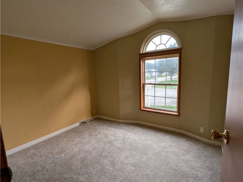 316 Britton Drive, Geneva, OH 44041 Photo 14