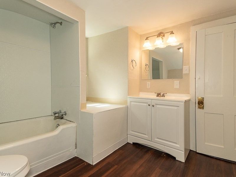 9042 Lake Shore Boulevard, Mentor, OH 44060 Photo 13