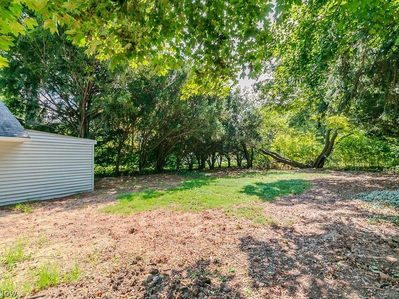 9042 Lake Shore Boulevard, Mentor, OH 44060 Photo 21