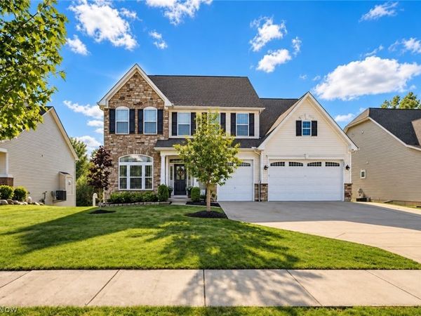 7941 Megan Meadow Drive, Hudson, OH 44236