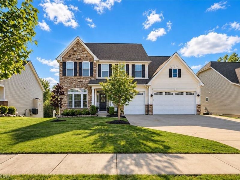 7941 Megan Meadow Drive, Hudson, OH 44236 Photo 1