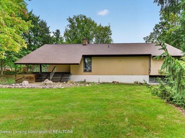4729 Clydesdale Road, Lansing, MI 48906