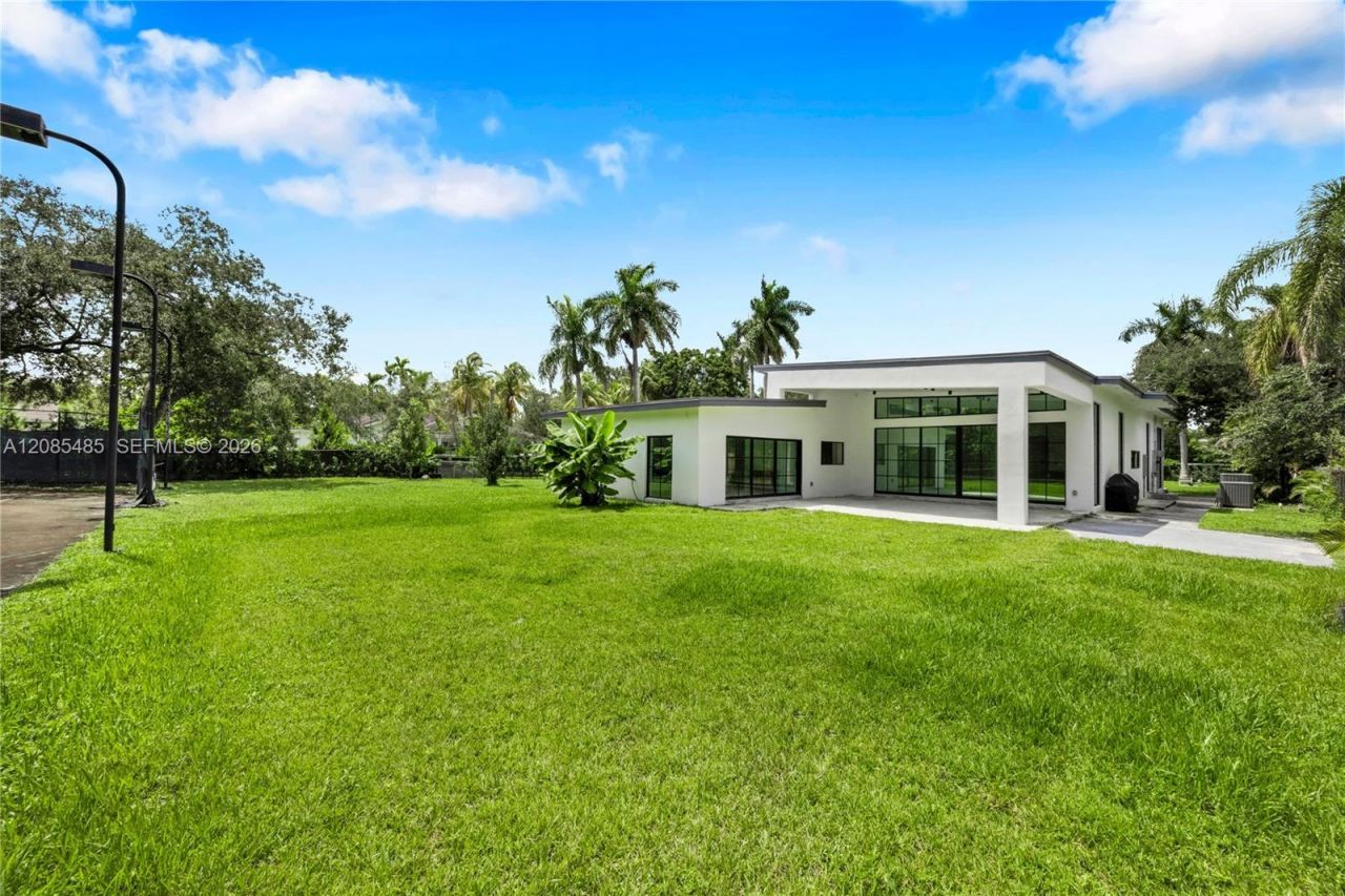 7885 SW 117th St, Pinecrest, FL 33156 Photo
