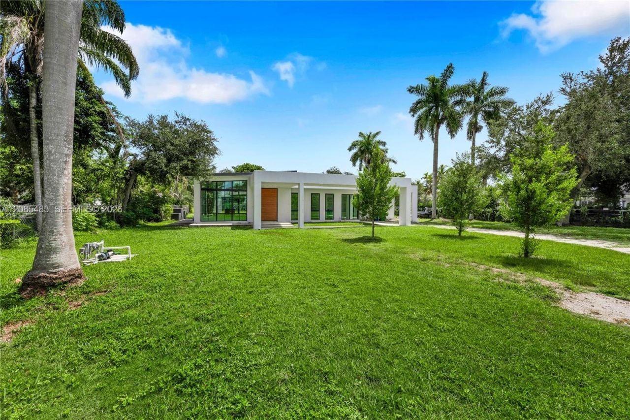 7885 SW 117th St, Pinecrest, FL 33156 Photo