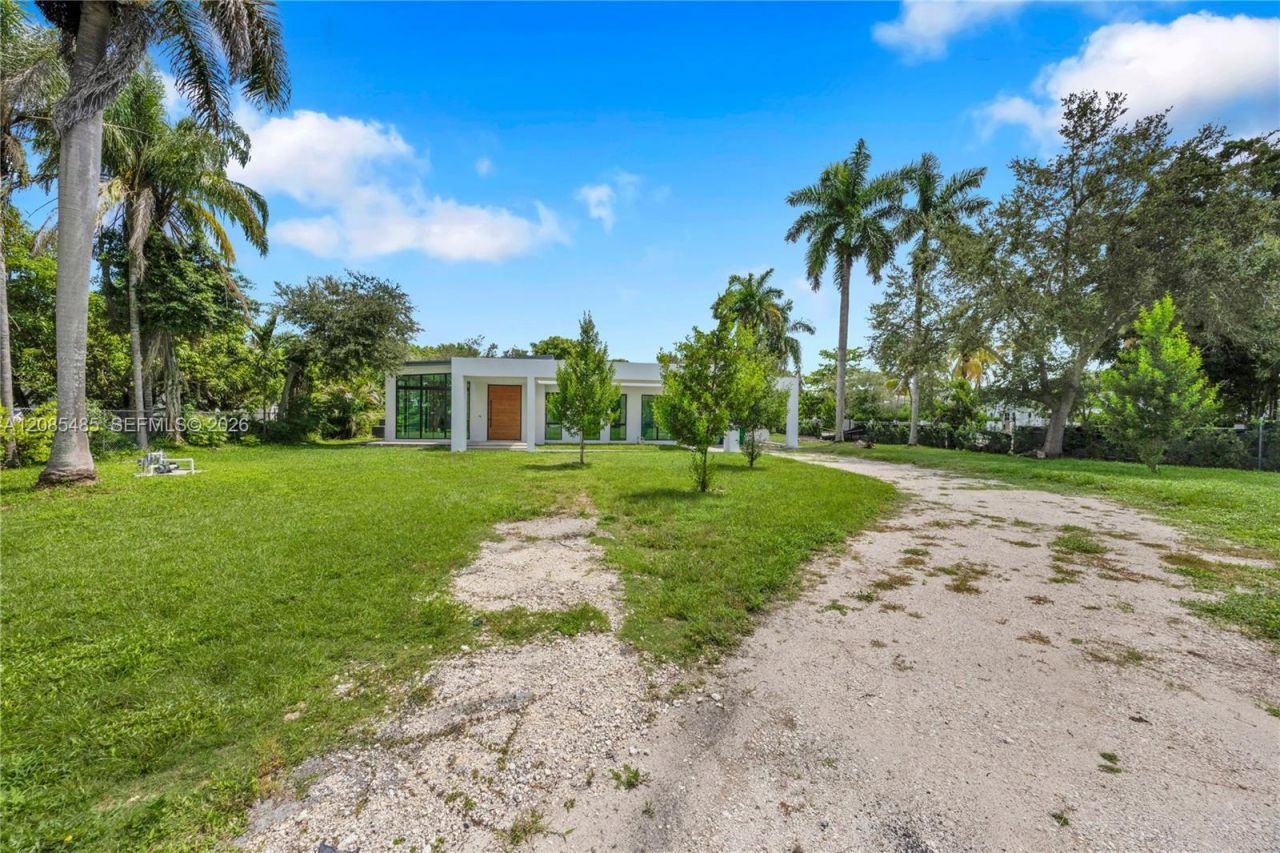 7885 SW 117th St, Pinecrest, FL 33156 Photo