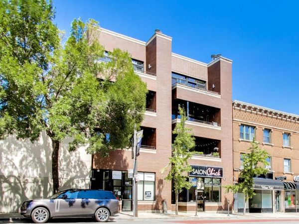 2306 W Chicago Avenue, Unit 4, Chicago, IL 60622
