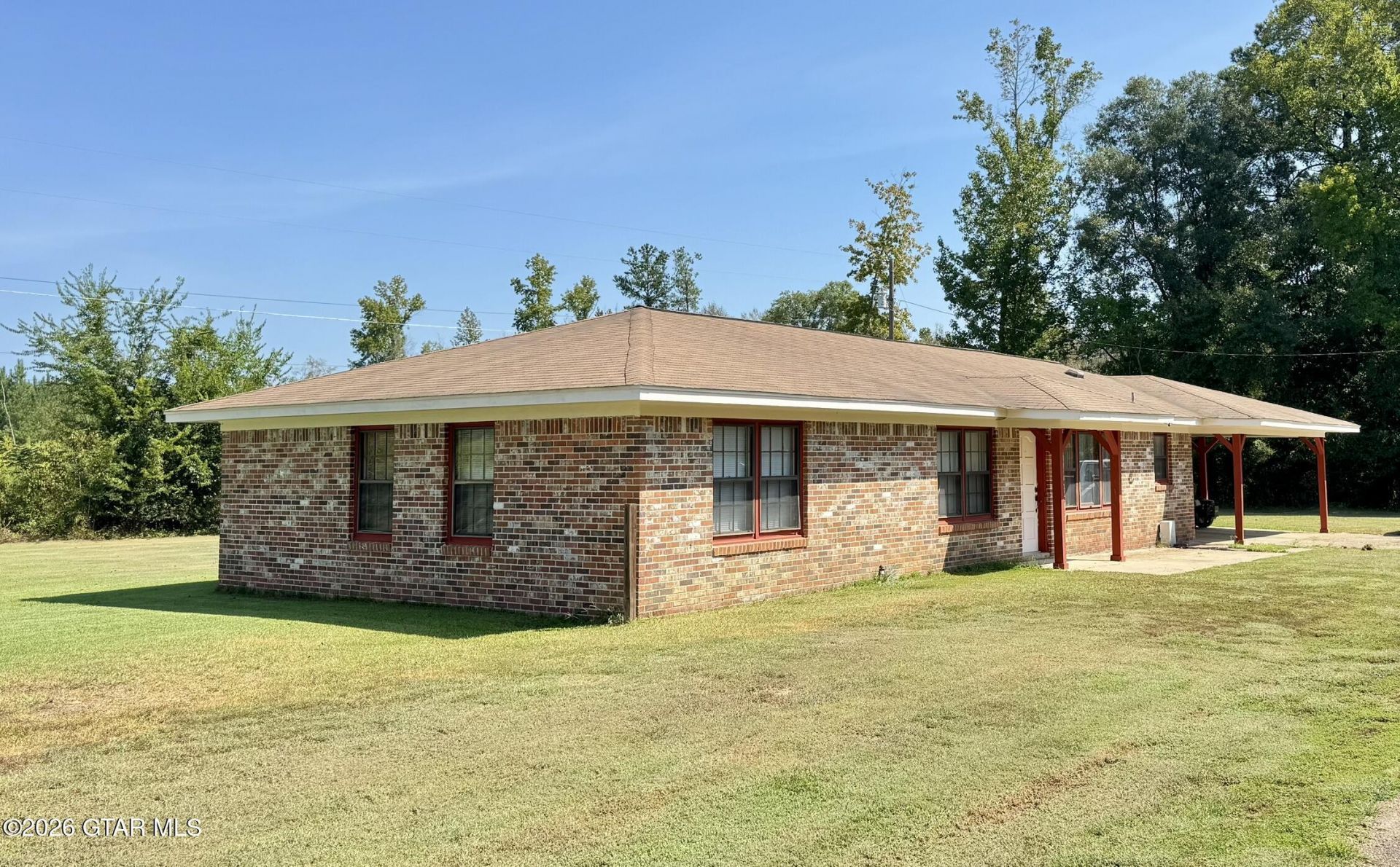 171 Colbert Drive, Columbus, MS 39705 Main Photo