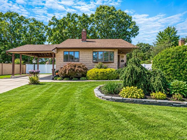 43 Jay Road, Centereach, NY 11720