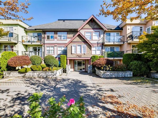 1618 North Dairy Rd, Unit #103, Saanich, BC V8T 3V5