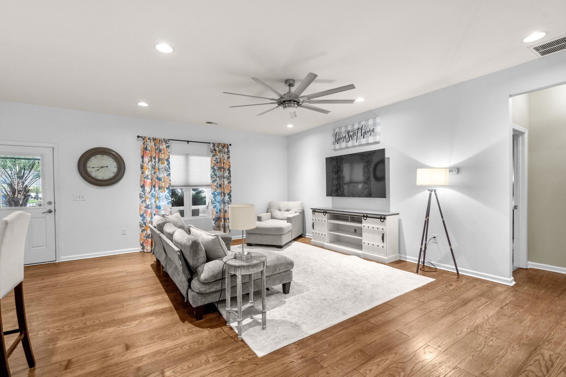 2642 Great Scott Dr.  Photo 7