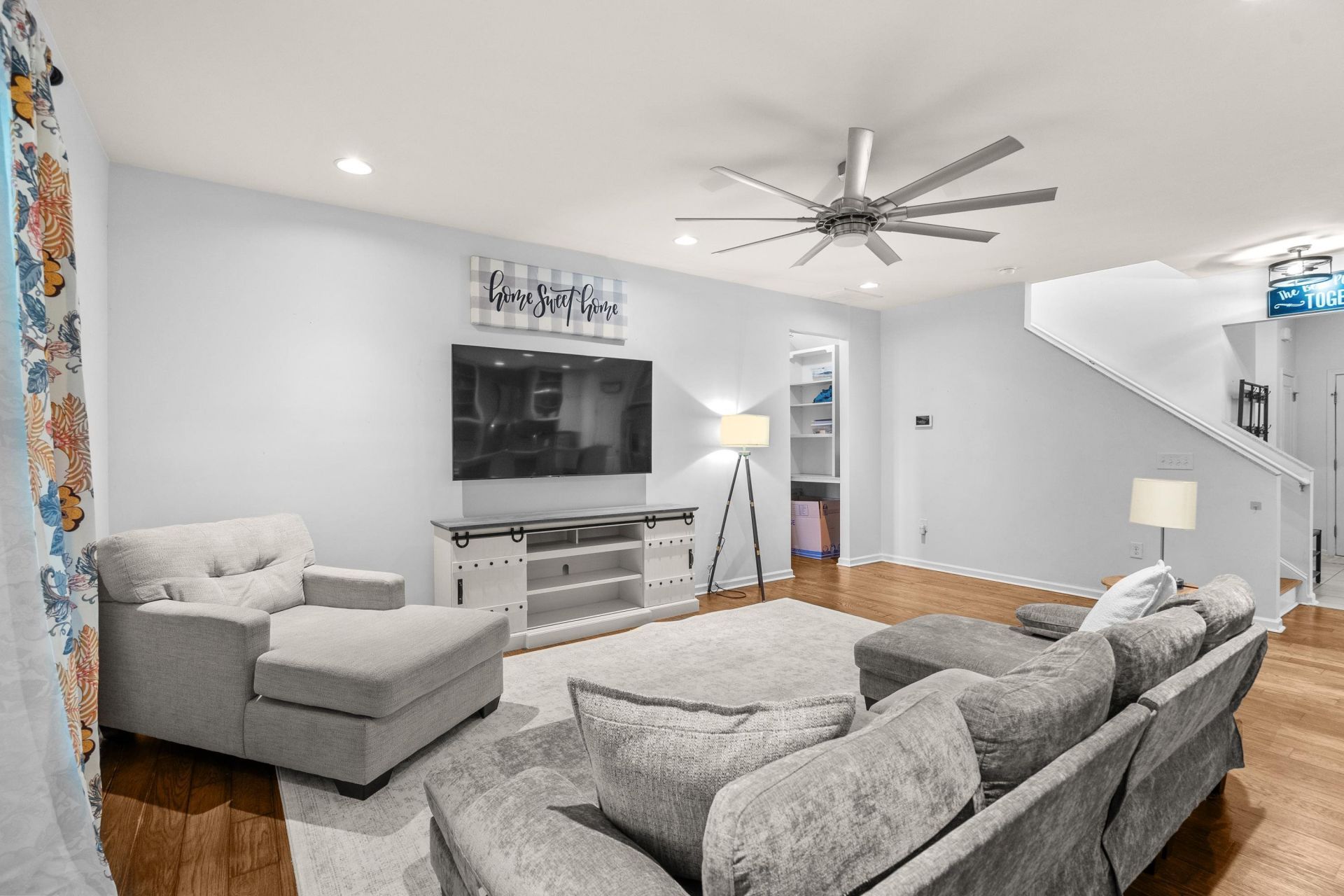 2642 Great Scott Dr.  Photo 8