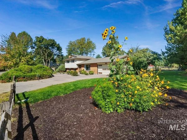 10730 W Hollandale Dr, Boise, ID 83709