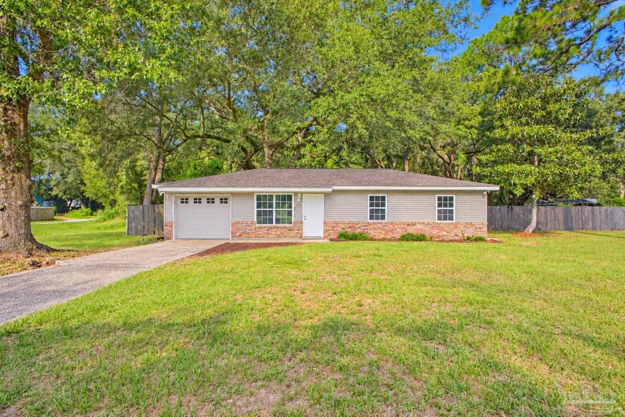 2296 Sparrow Ln, Pensacola, FL 32534 Main Photo