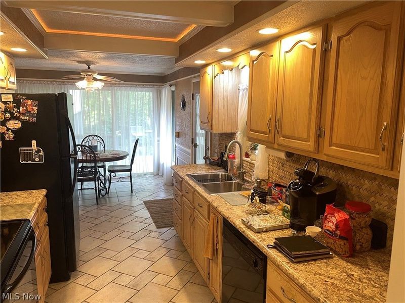 3255 Meadowlark Lane, Canfield, OH 44511 Photo 8