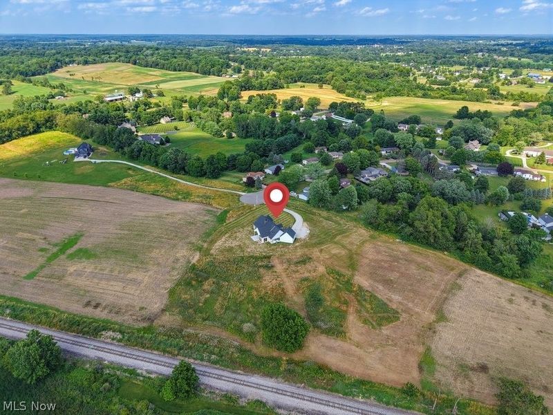 10311 Hunting Hills Avenue NE, Hartville, OH 44632 Photo 38