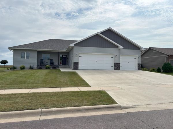 1145 Horatio Street, Fairmont, MN 56031