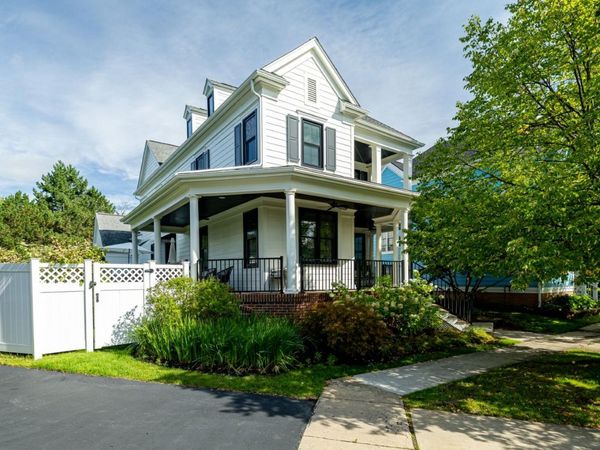 396 Hamilton Street, Canton, MI 48188