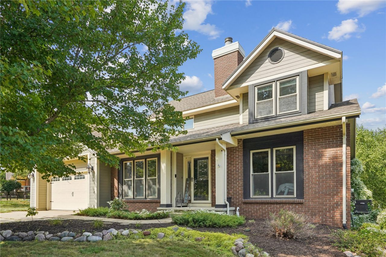 3654 Old Orchard Road Ne, Cedar Rapids, IA 52402 Main Photo