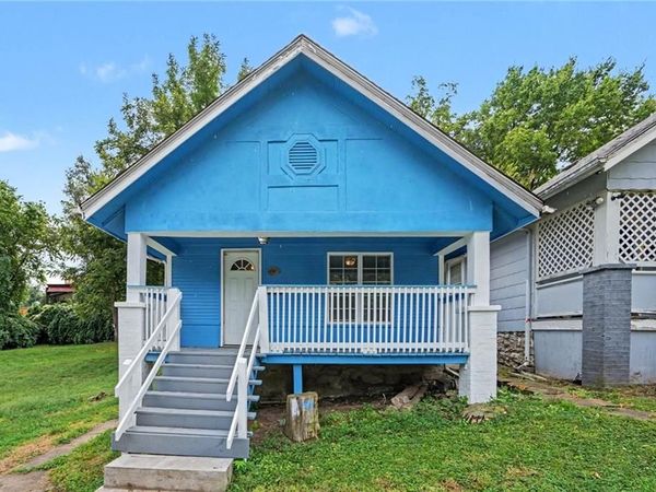 6039 E 14TH Street, Kansas City, MO 64126