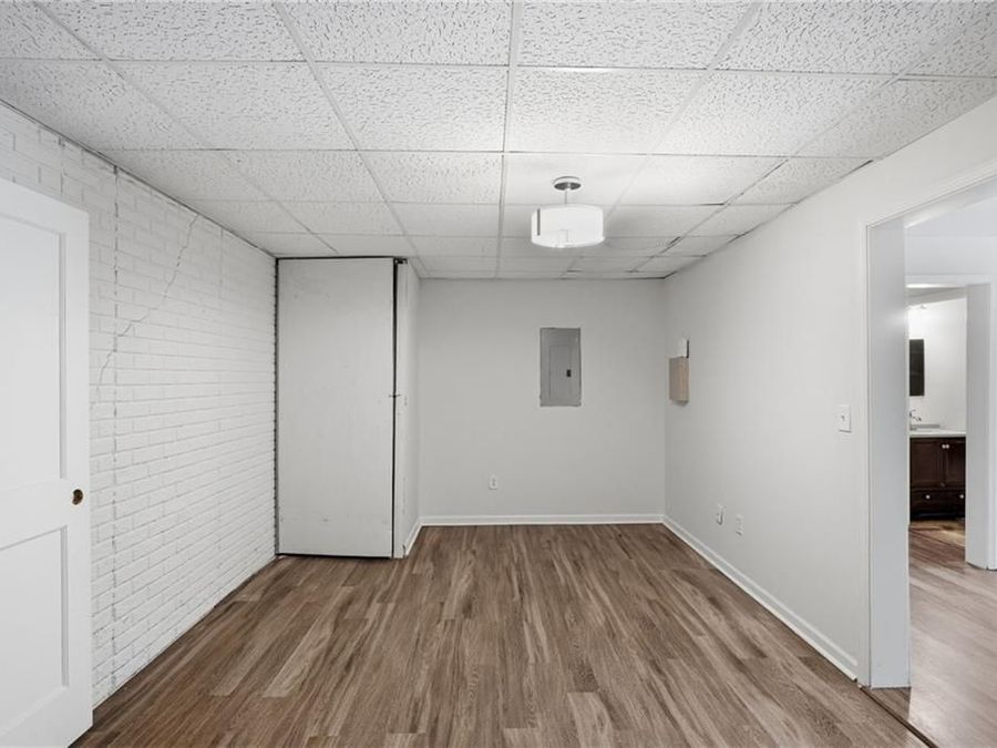 Property Image 80