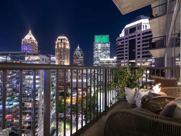 1080 Peachtree Street NE, Unit 2011, Atlanta, GA 30309