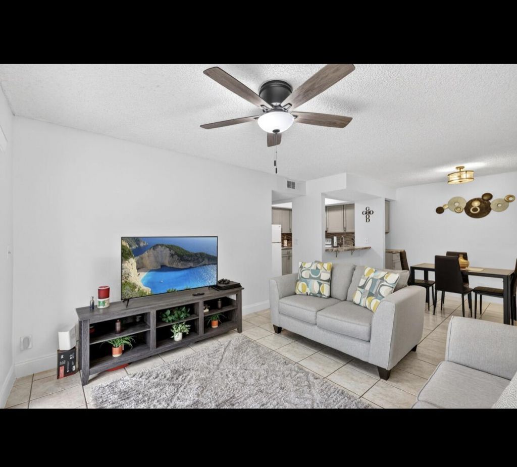 1548 SE Royal Green Circle, Unit 206, Port Saint Lucie, FL 34952 Photo