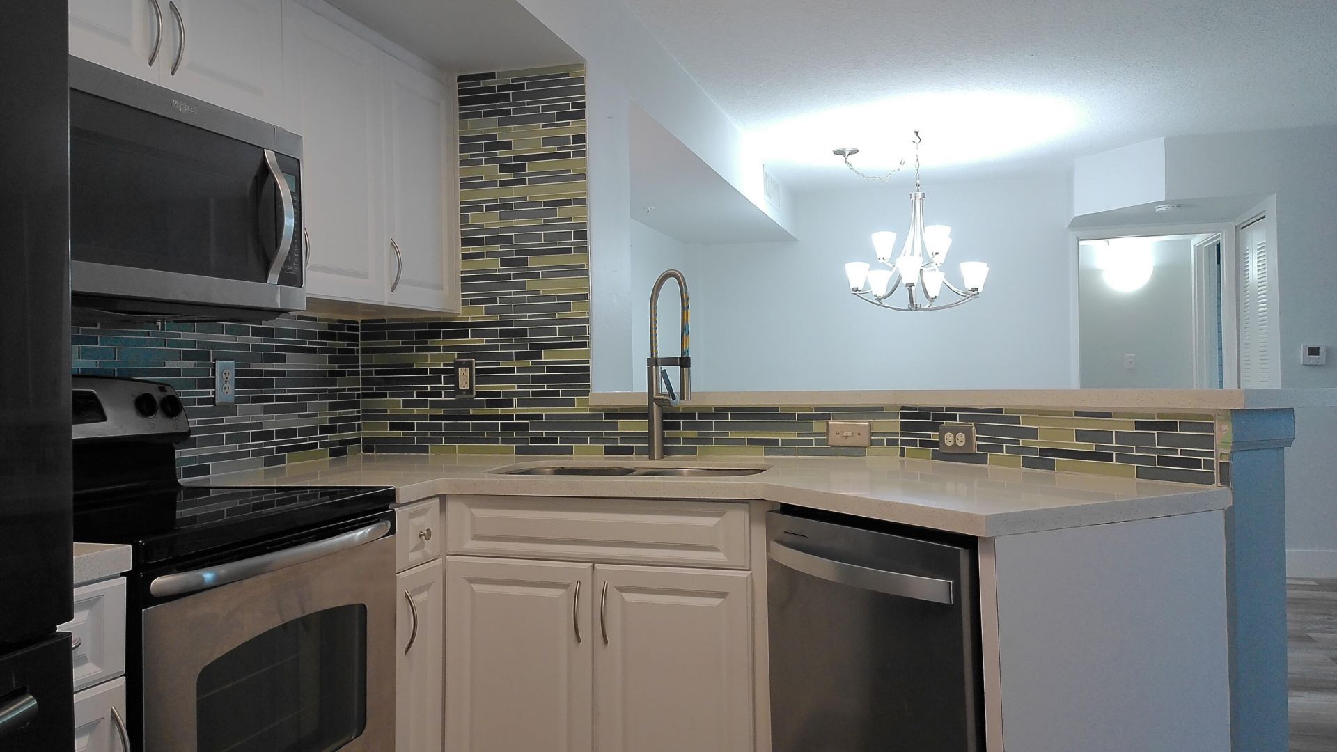 1000 Scotia Drive, Unit 304, Hypoluxo, FL 33462 Photo