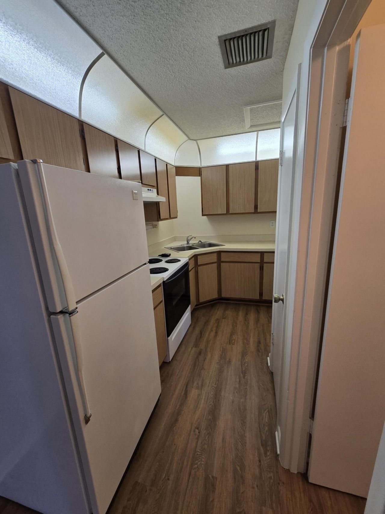 2007 Oleander Boulevard, Unit D, Fort Pierce, FL 34950 Photo