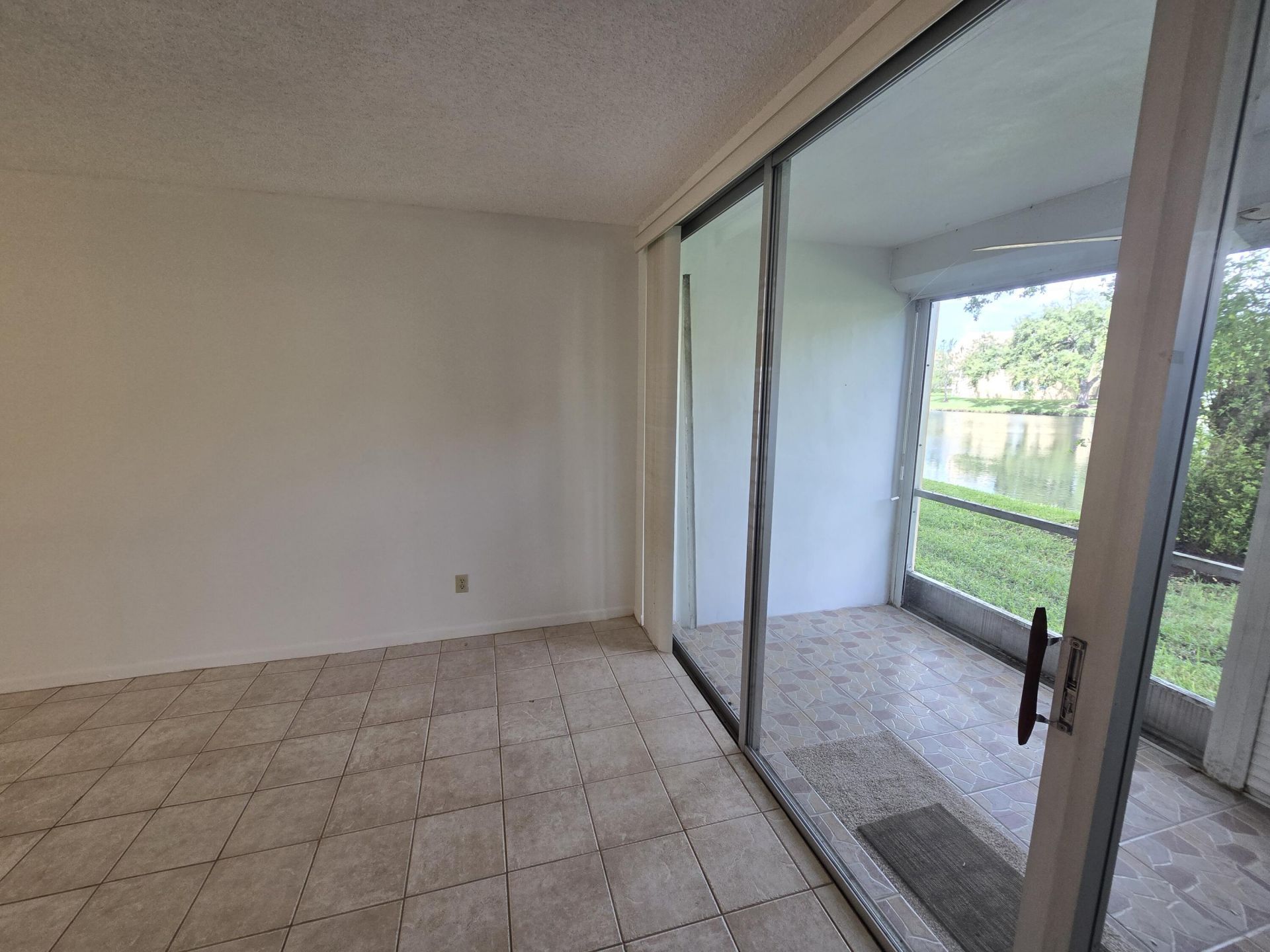 6091 NW 61st Avenue, Unit 103, Tamarac, FL 33319 Photo