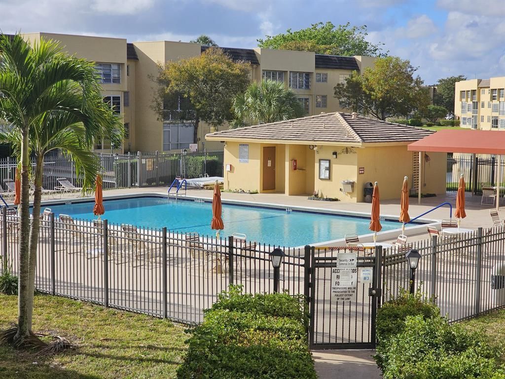 6091 NW 61st Avenue, Unit 103, Tamarac, FL 33319 Photo